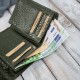 Дамски кожен портфейл малък тъмнозелен кроко в хоризонтална ориентация с RFID Paolo Peruzzi T-135-GR