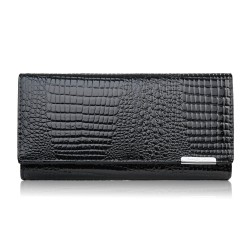 Portfel damski skórzany lakierowany czarny z tłoczeniem croco SP-16-CBL