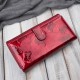 Дамски кожен портфейл голям червен лакиран с рисунка на пеперуда SP-19-RD