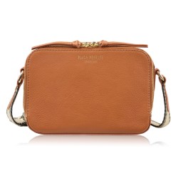 Women's leather shoulder bag postbag fashionable cognac Paolo Peruzzi KV-03-CG