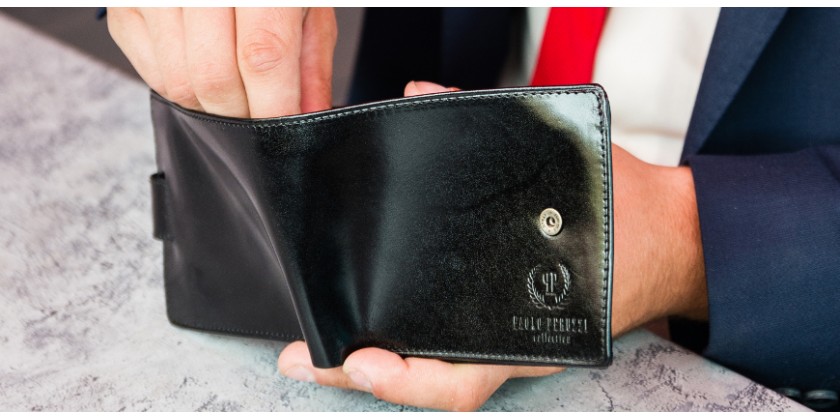 Paolo Peruzzi leather wallets in the offer of your store. Don't own them? Fix this mistake!