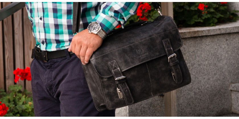 Equip your store with men's bags from our offer! Why should you bet on our offer?